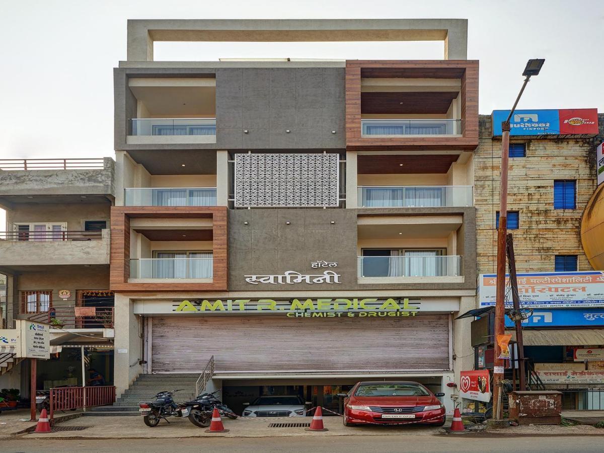 Hotel Swamini Kolhapur Exteriör bild